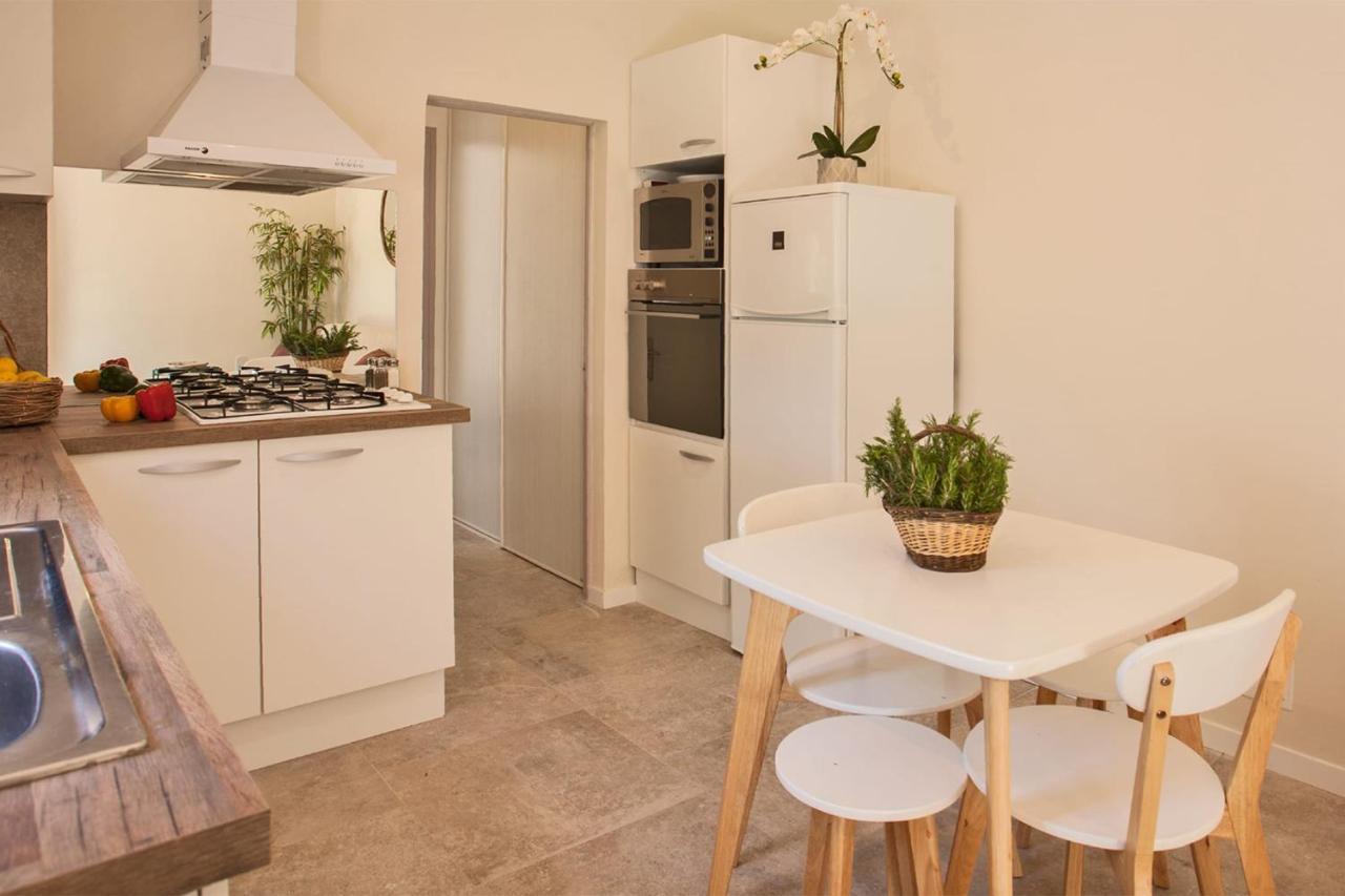 קאלבי Maison Kiwi Avec Piscine Chauffee Terrasse Jardin Et Bbq A Calvi מראה חיצוני תמונה
